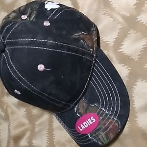 Women's camo jeep hat